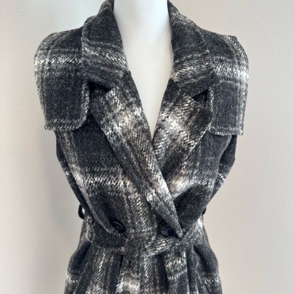 J.O.A. Black and Gray Plaid Coat Wool Blend Belt M - Picture 3 of 7